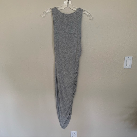 Grey ruched bodycon asymmetrical dress - Picture 3 of 5